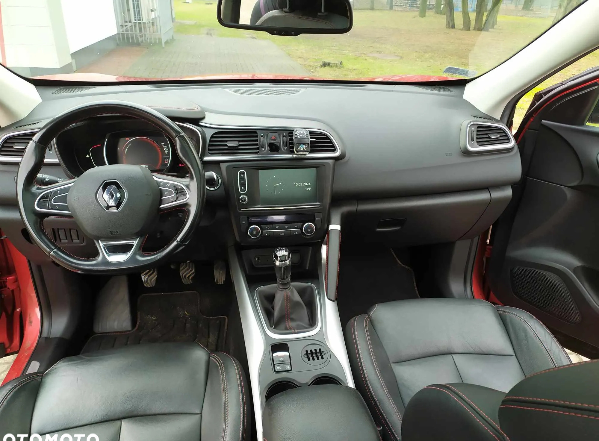 Renault Kadjar cena 56500 przebieg: 117993, rok produkcji 2016 z Konin małe 121
